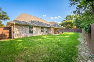 920 Carousel Dr, Bedford, TX 76021 - Photo 24