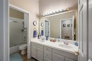 920 Carousel Dr, Bedford, TX 76021 - Photo 20