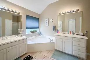 920 Carousel Dr, Bedford, TX 76021 - Photo 16