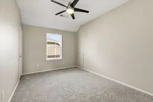 517 High Desert Dr, Fort Worth, TX 76131 - Photo 22