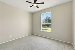 517 High Desert Dr, Fort Worth, TX 76131 - Photo 6