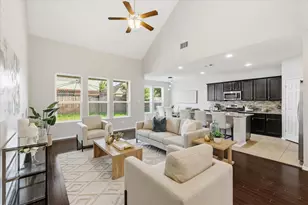 517 High Desert Dr, Fort Worth, TX 76131 - Photo 1