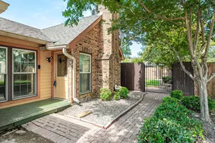 2801 Silkwood Ct, Plano, TX 75074 - Photo 2