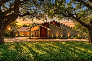 6334 Oakleaf Rd, Dallas, TX 75248 - Photo 1