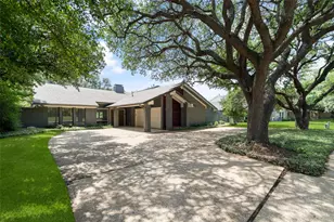 6334 Oakleaf Rd, Dallas, TX 75248 - Photo 2