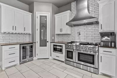 7348 Brady Oaks Drive, Fort Worth, TX 76135 - Photo 6