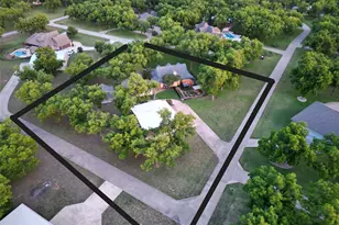 6405 Secretariat Ct, Granbury, TX 76049 - Photo 34