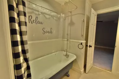 6405 Secretariat Court, Granbury, TX 76049 - Photo 12