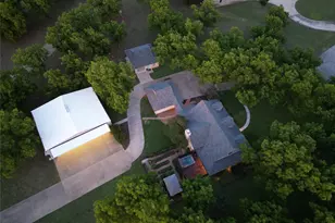 6405 Secretariat Ct, Granbury, TX 76049 - Photo 28