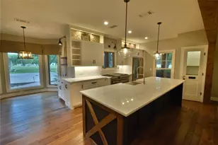 6405 Secretariat Ct, Granbury, TX 76049 - Photo 4