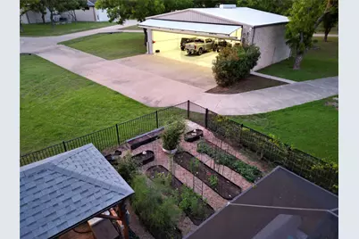 6405 Secretariat Court, Granbury, TX 76049 - Photo 24