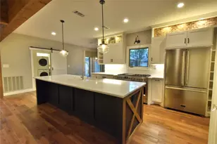 6405 Secretariat Ct, Granbury, TX 76049 - Photo 8