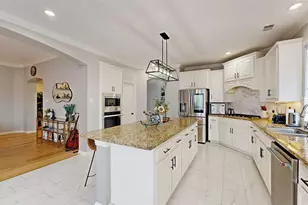 1051 Metalmark Ct, Lantana, TX 76226 - Photo 6