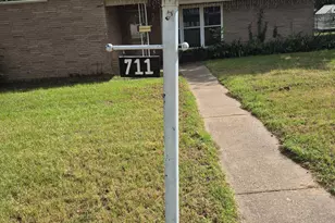 711 Cherry St, Ranger, TX 76470 - Photo 2