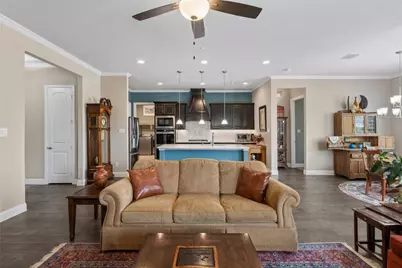 4703 Brenda Drive, Mansfield, TX 76063 - Photo 6