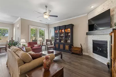 4703 Brenda Drive, Mansfield, TX 76063 - Photo 4