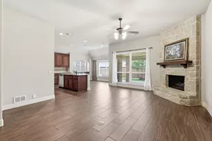 4204 Cobblestone Cir, Mansfield, TX 76063 - Photo 8