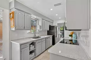 8261 Club Meadows Dr, Dallas, TX 75243 - Photo 6