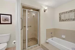 8261 Club Meadows Dr, Dallas, TX 75243 - Photo 12
