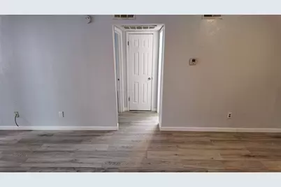 8110 Skillman Street, Dallas, TX 75231 - Photo 4