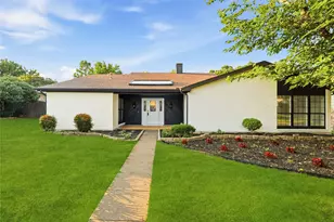 1903 Clemson Dr, Richardson, TX 75081 - Photo 2