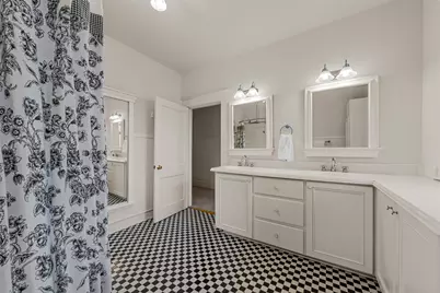 934 N 19th Street, Waco, TX 76707 - Photo 24