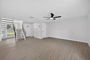 901 Huntington Dr, Lewisville, TX 75067 - Photo 6
