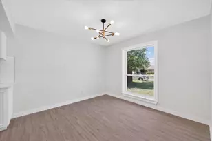 901 Huntington Dr, Lewisville, TX 75067 - Photo 14