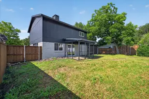 901 Huntington Dr, Lewisville, TX 75067 - Photo 34