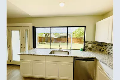 1517 West Spring Creek Parkway, Plano, TX 75023 - Photo 12