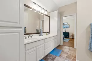 290 Bolton Cir, West, TX 76691 - Photo 12