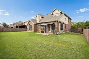 4712 Kestrel St, Grand Prairie, TX 75052 - Photo 36