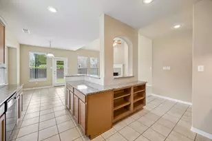 4712 Kestrel St, Grand Prairie, TX 75052 - Photo 10