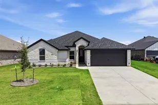 1354 Oleander Dr, Tolar, TX 76476 - Photo 2