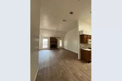 1045 Mitchell Lane #1045, Burleson, TX 76028 - Photo 6