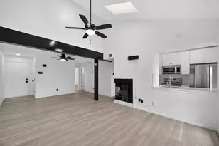 7522 Holly Hill Dr, Dallas, TX 75231 - Photo 4