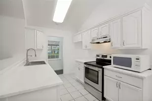 6028 McAfee Dr, The Colony, TX 75056 - Photo 10