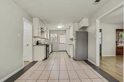 1125 Waweenoc Avenue, Dallas, TX 75216 - Photo 8