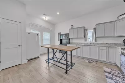 403 13th Street, Mineral Wells, TX 76067 - Photo 6