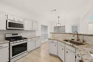 817 Edmonton Dr, Plano, TX 75075 - Photo 8