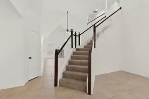817 Edmonton Dr, Plano, TX 75075 - Photo 2