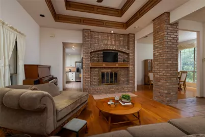111 Florine Court, Hudson Oaks, TX 76087 - Photo 12