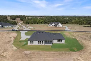 1099 Paradise Pkwy, Poolville, TX 76487 - Photo 30