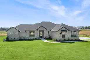 1099 Paradise Pkwy, Poolville, TX 76487 - Photo 2