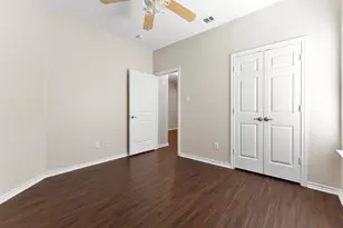 7313 Chapel Mesa Ct, Dallas, TX 75249 - Photo 34