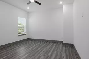 1013 Duff Ct, Fort Worth, TX 76112 - Photo 30