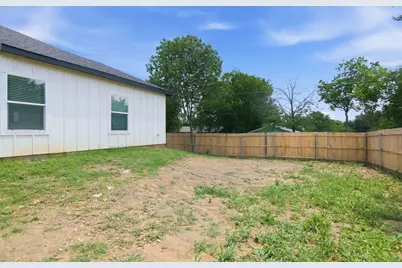 1013 Duff Court, Fort Worth, TX 76112 - Photo 40