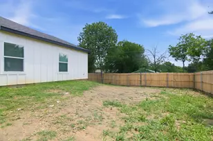 1013 Duff Ct, Fort Worth, TX 76112 - Photo 40