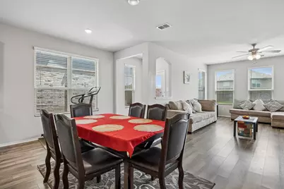 8000 Gangway Drive, Fort Worth, TX 76179 - Photo 10