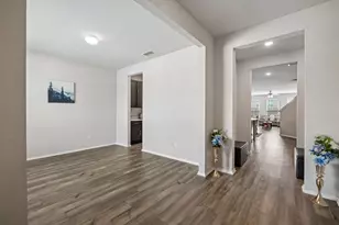 8000 Gangway Dr, Fort Worth, TX 76179 - Photo 12